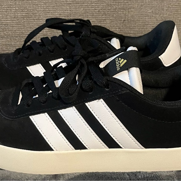 Adidas Black and White Sneakers with Gold Logo - Picture 6 of 9